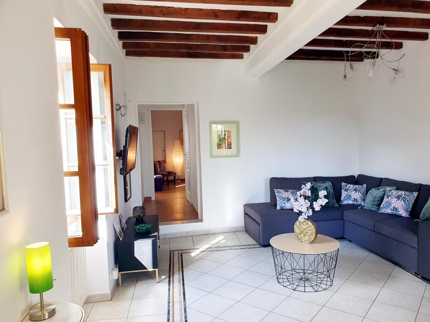 Le Clos Violet Clesse Holiday Home For 6 المظهر الخارجي الصورة